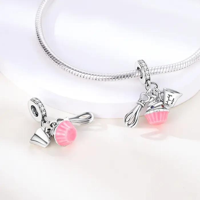 Breloque pendentif en forme de ensemble de trois ustensiles de pâtisserie