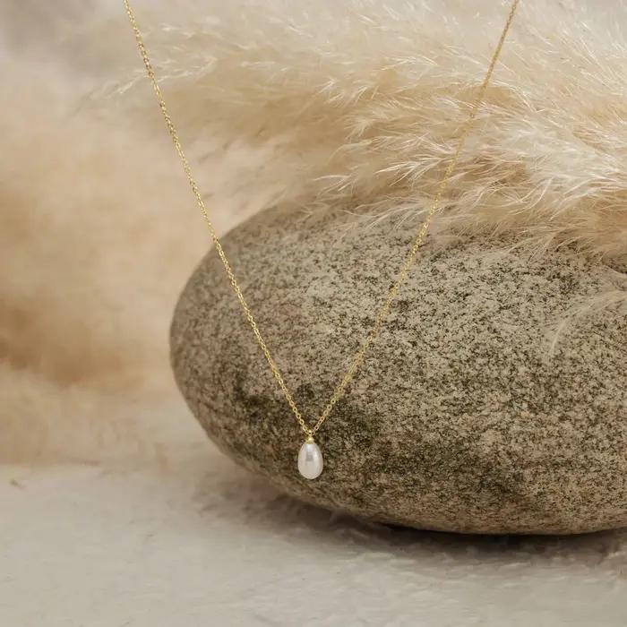 Collier classique avec pendentif perle goutte forme élégante cadeau occasion spéciale femmes mariage anniversaire