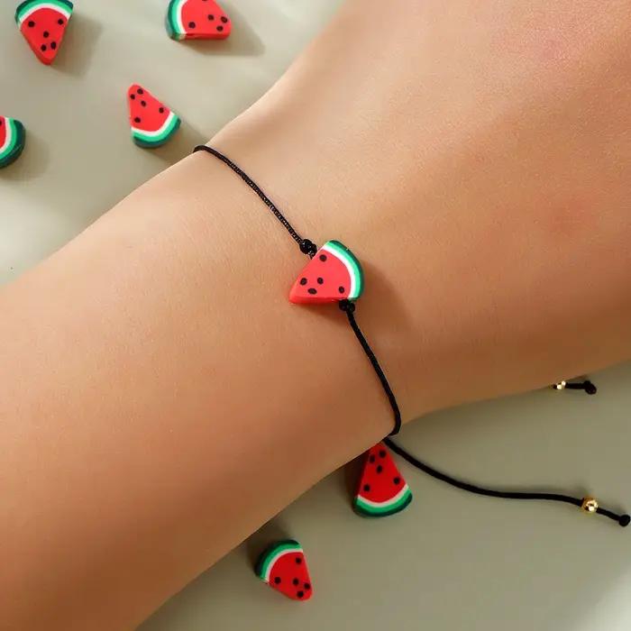 Bracelet Boho Fruit Heishi en terre cuite pour femmes style bohème pastèque motifs naturellement élégants à offrir pour occasions spéciales