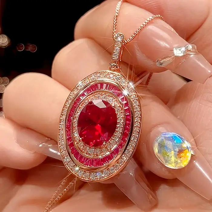 Collier ovale en rubis rouge plaqué or Rose