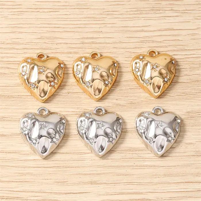8 pièces de pendentifs en forme de cœur en alliage de cristal mignons de 17x18mm pour la fabrication de bijoux