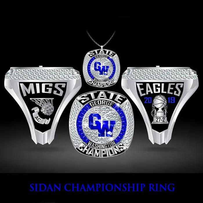 Bague de championnat de conception personnalisée. Personnalisable avec noms et numéros.