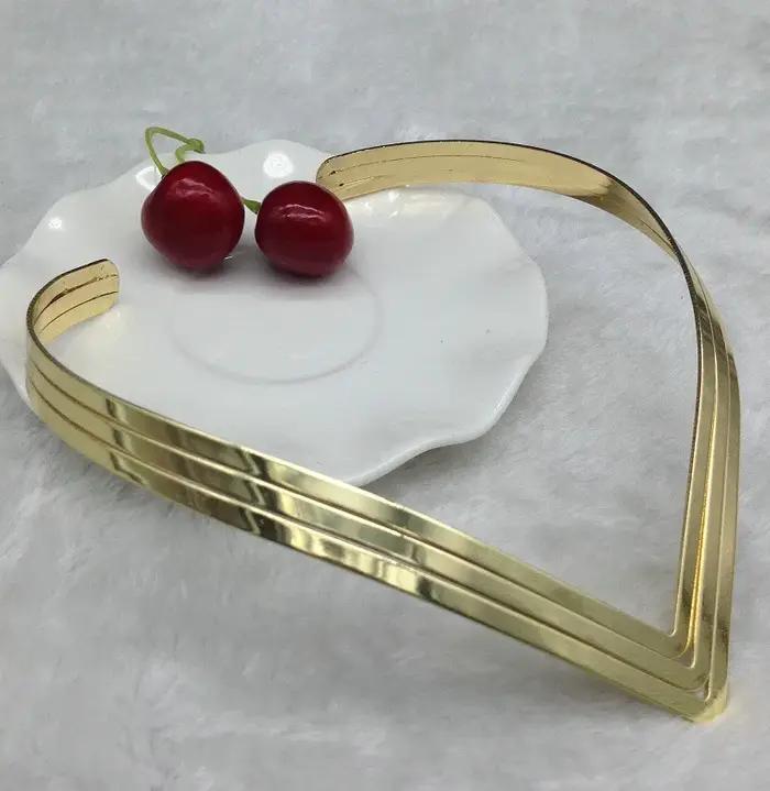 Collier géométrique en métal or rouge-marron style bohème vintage pour femmes occasions spéciales