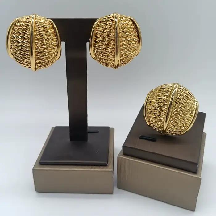 Ensemble de bijoux plaqués or de dubaï pour dames