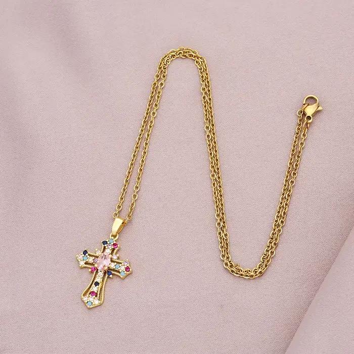 Collier avec pendentif croix de jésus en cristal pour femme, couleur or, zircone cubique, ras du cou chrétien, bijoux cadeau de prière