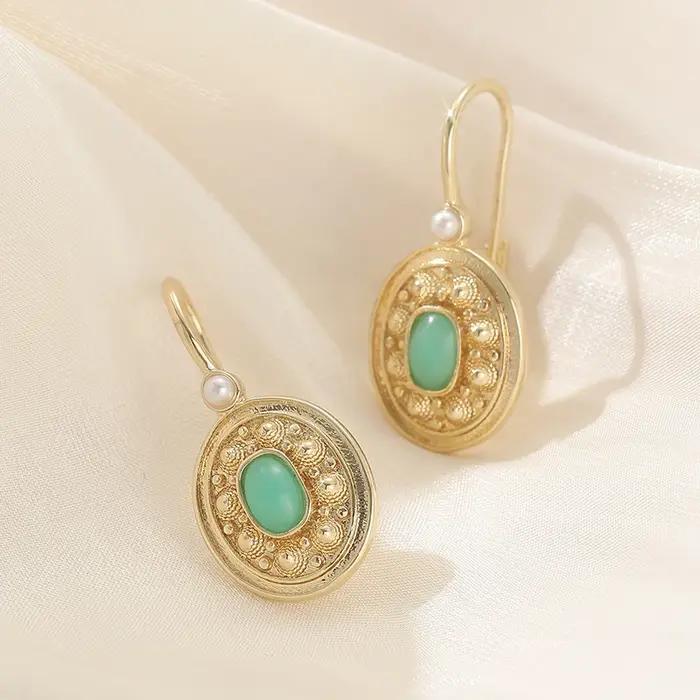 Boucles d'oreilles pendantes dorées vintage pour femmes