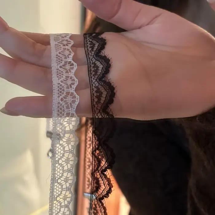 Collier ras du cou court en dentelle pour femme et fille, noir et blanc, tendance, romantique, cadeau pour fête, accessoires de bijoux pour le cou
