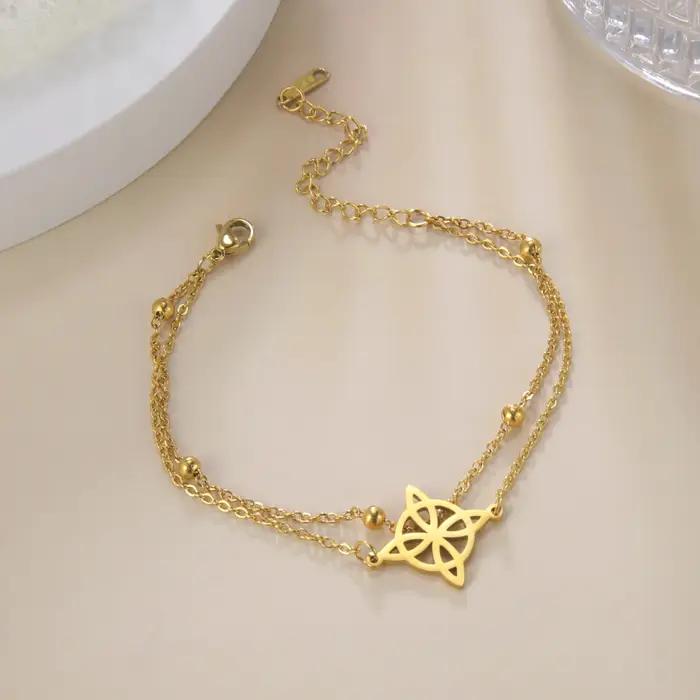 Bracelet à breloques géométrique avec nœud de sorcière pour femmes