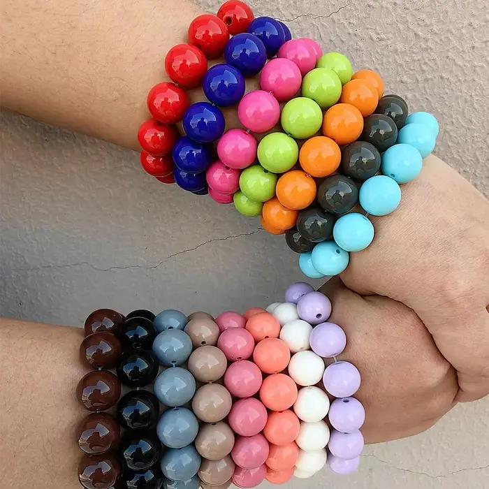Grandes bracelets ronds en perles acryliques colorées pour femmes
