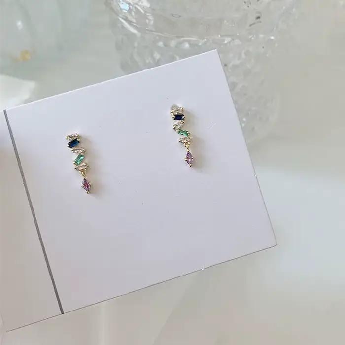 Boucles d'oreilles serpent simples en argent Sterling 925 pour femmes, boucles d'oreilles à pampilles en cristal pavé, bijoux de tempérament de mariage, cadeau d'amitié