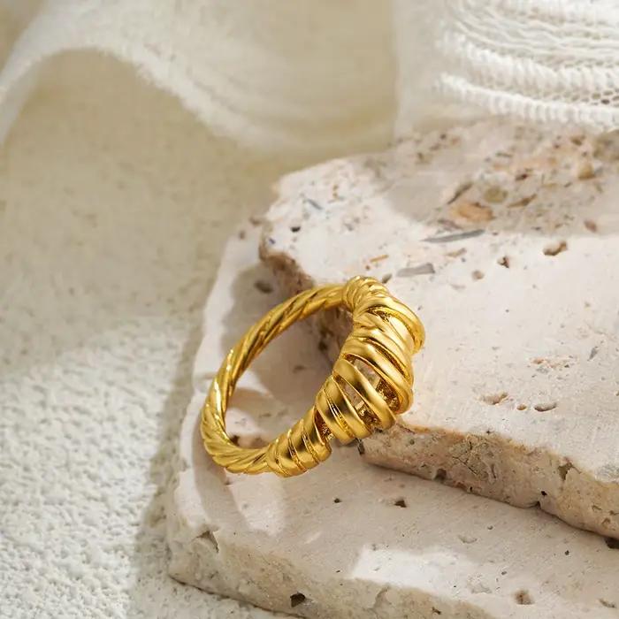 Bague de mariage Hip-hop en forme de croissant épais, en fil métallique torsadé, géométrique et originale, en acier inoxydable, bijoux pour femme
