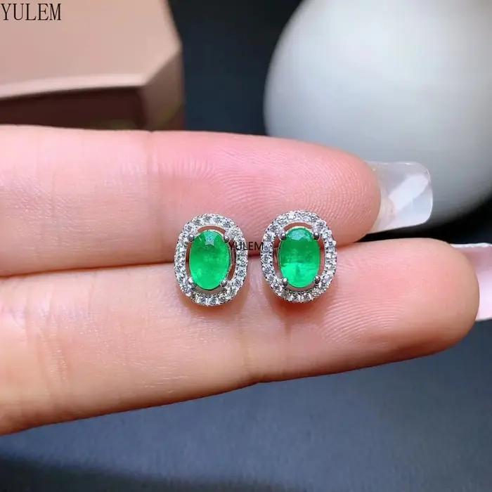 Boucles d'oreilles en argent sterling 925 et émeraude naturelle ovale pour femmes occasions spéciales élégantes