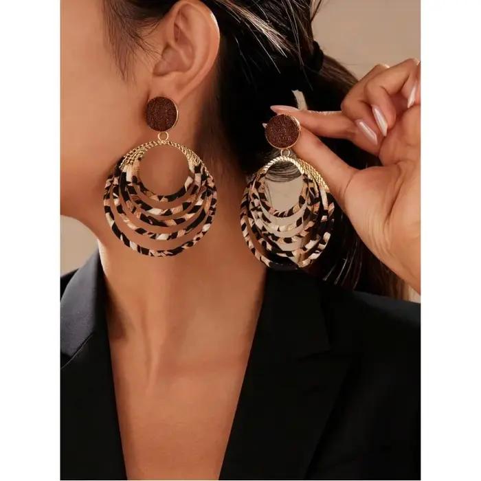 1 paire de boucles d'oreilles vintage faites à la main avec motif léopard et cercle géométrique