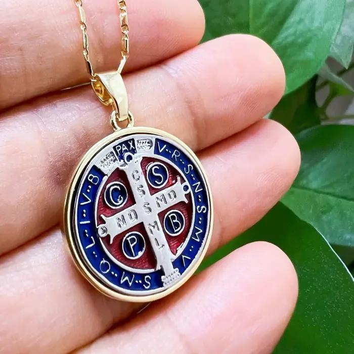 Collier pendentif religieux en noix de coco pour femme