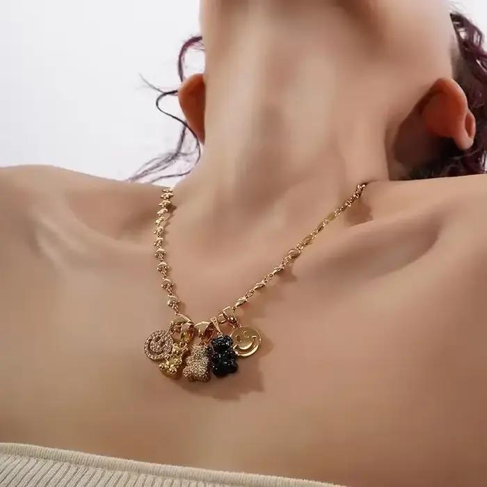 Van Daisy coloré mignon résine clair ours strass pendentif collier pour femmes hommes plaqué or Hip Hop colliers