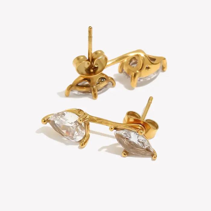 Boucles d'oreilles E.B.belle en zircon œil de cheval goutte d'eau