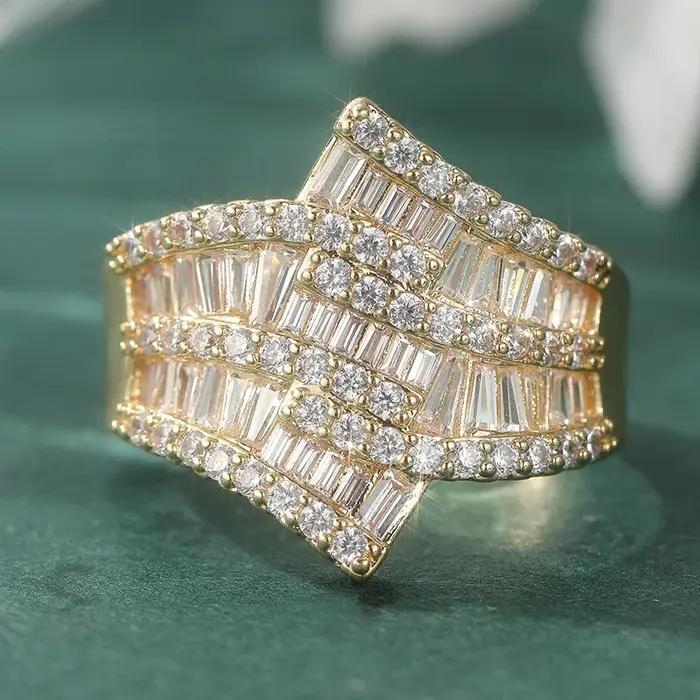 Bague de fiançailles élégante et luxueuse pour dames, design irrégulier, zircon synthétique blanc, b