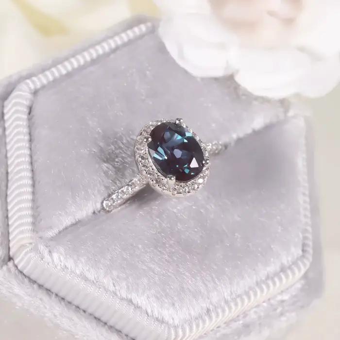 GEM'S BALLET Ovale 6X8mm Halo Lab Alexandrite Bague de fiançailles en argent sterling 925 Anniversaire