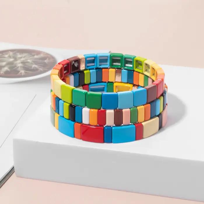 Bracelet en émail de perles colorées pour femmes