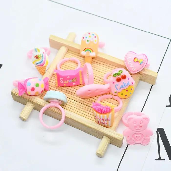 Bagues mignonnes pour filles style gâteau et desserts pour occasions spéciales parties anniversaires et jeux thé fantaisie imaginative