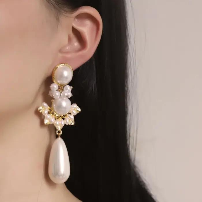 Boucles d'oreilles élégantes en perles