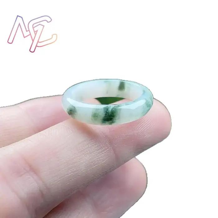 Bague en jadéite birmane sculptée main style classique certifiée pour femmes et hommes occasions spéciales mariage anniversaire