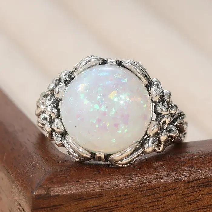 Bague vintage pour femme en argent avec opale imitation incrustée, idéale pour le quotidien et les s