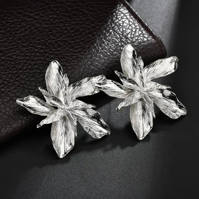Boucles d'oreilles pendantes en métal pour femmes