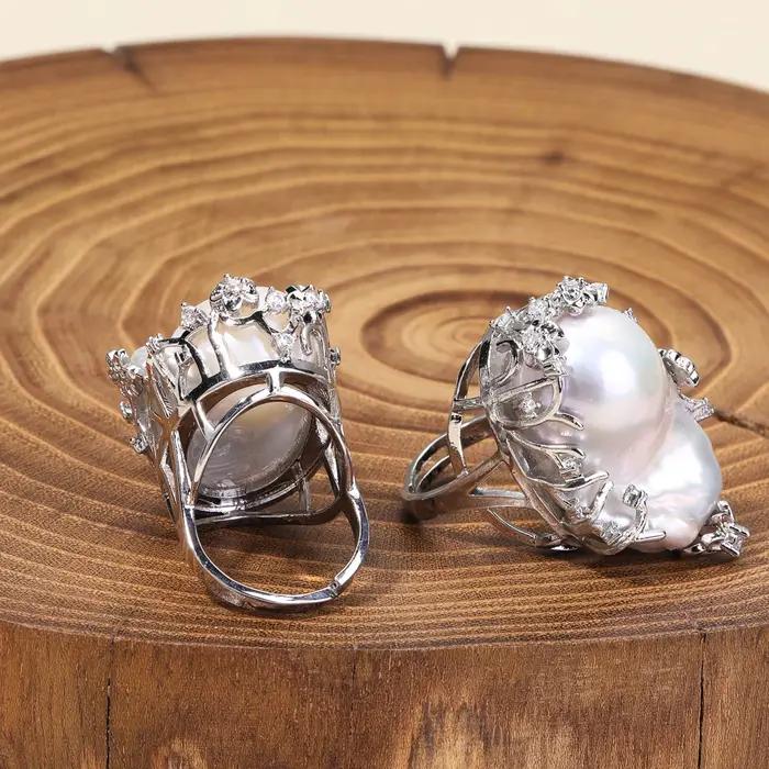Bague en perles baroques 100% naturelles d'eau douce