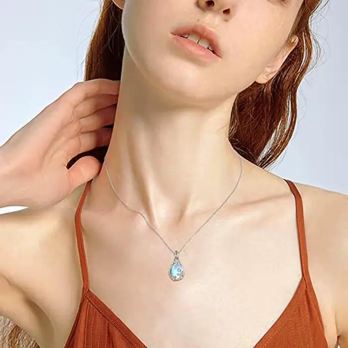 Collier pendentif en pierre d'opale simulée pour femme, bijou moderne avec chaîne O et pendentif géométrique pour occasions spéciales et mariage