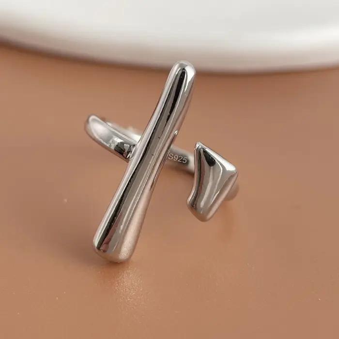 Bagues minimalistes en argent regardé 925 faites à la main pour femmes et couples