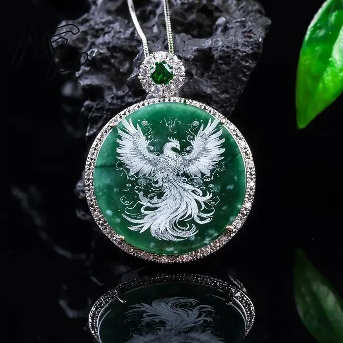 Collier en argent S925 avec pendentif en jadeite sculpté en forme de phénix