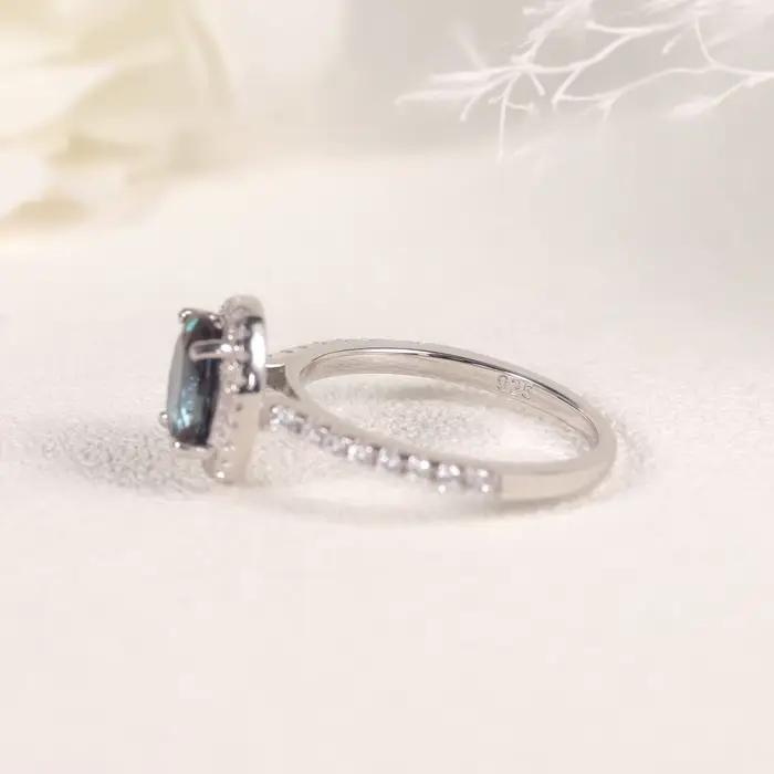GEM'S BALLET Ovale 6X8mm Halo Lab Alexandrite Bague de fiançailles en argent sterling 925 Anniversaire