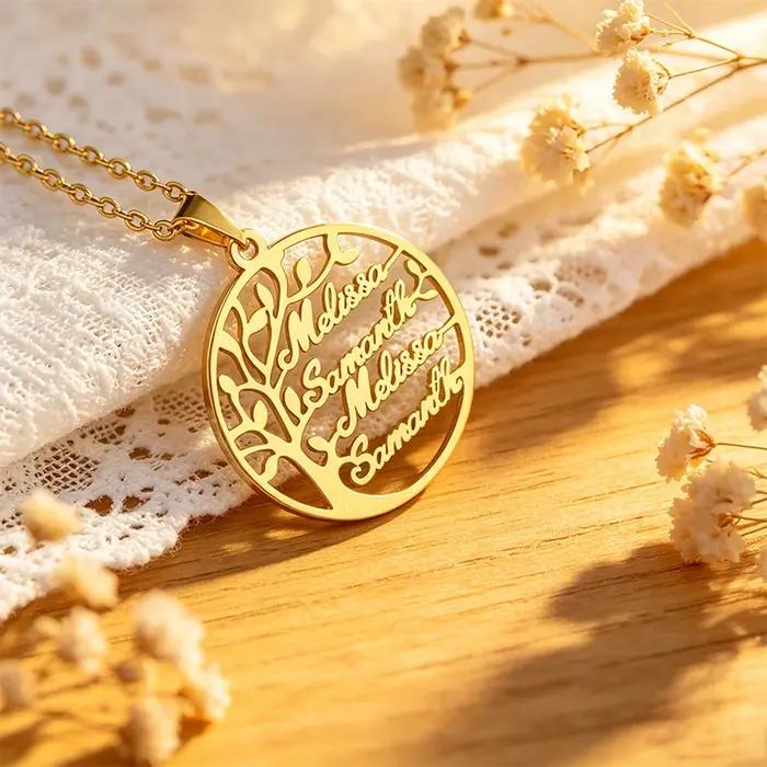 Collier ras du cou personnalisé en acier inoxydable avec pendentif cercle Arbre de Vie et 1 à 4 noms de famille – Cadeau