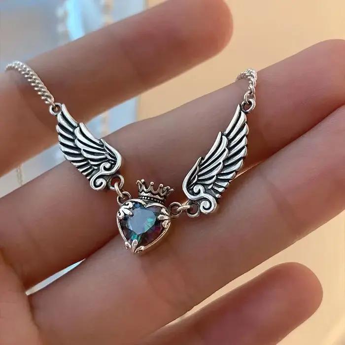 Colliers gothiques Vintage avec pendentif ailes d'ange pour femmes, couronne de cœur, mode exquise e