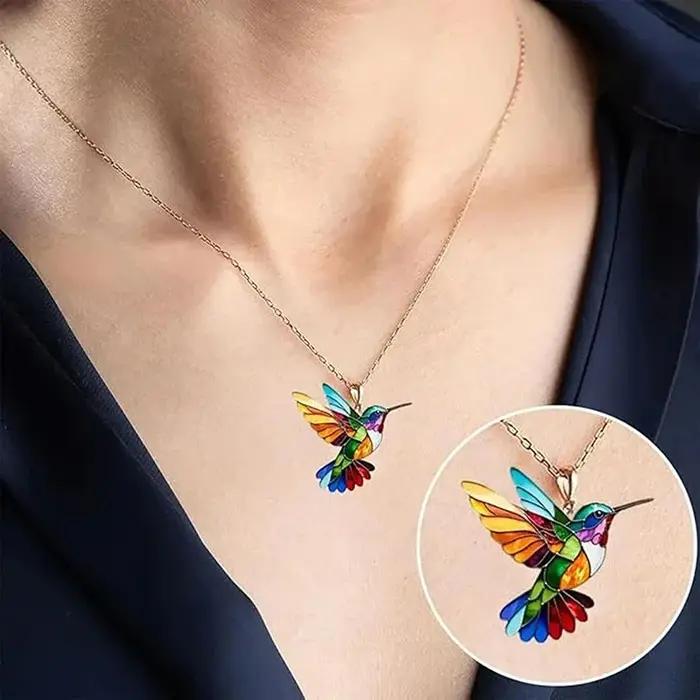 Collier en acrylique colibri coloré en forme d'oiseau pour femmes et filles, bijoux de printemps et d'été, cadeaux de fête 2025 occasions spéciales