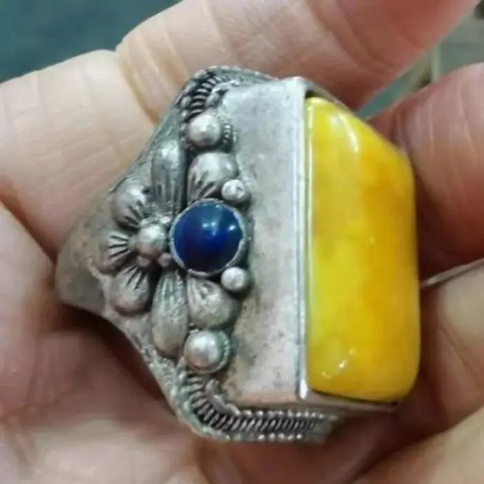 Bague en argent ancien de collection