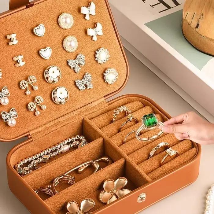 Boîte de rangement de bijoux en cuir PU jaune pour collection de bijoux haut de gamme femme occasions spéciales