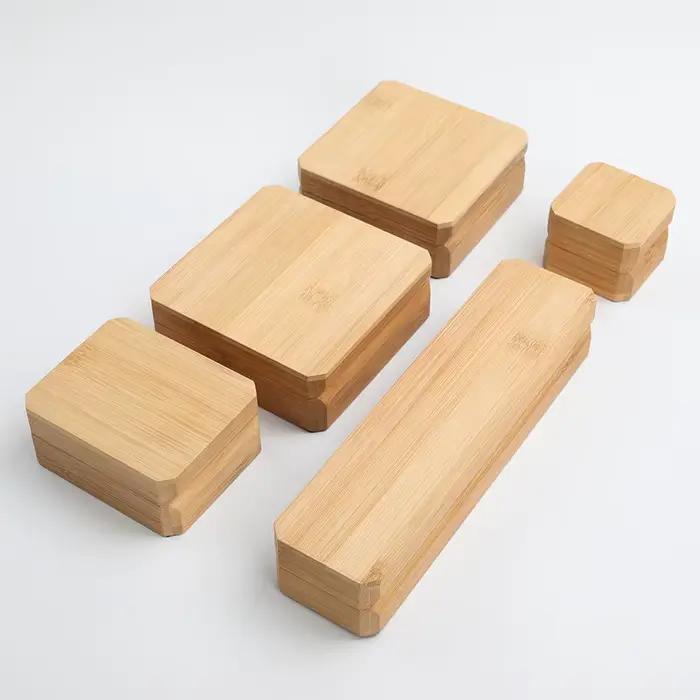 Boîte à bijoux en bois pour bagues