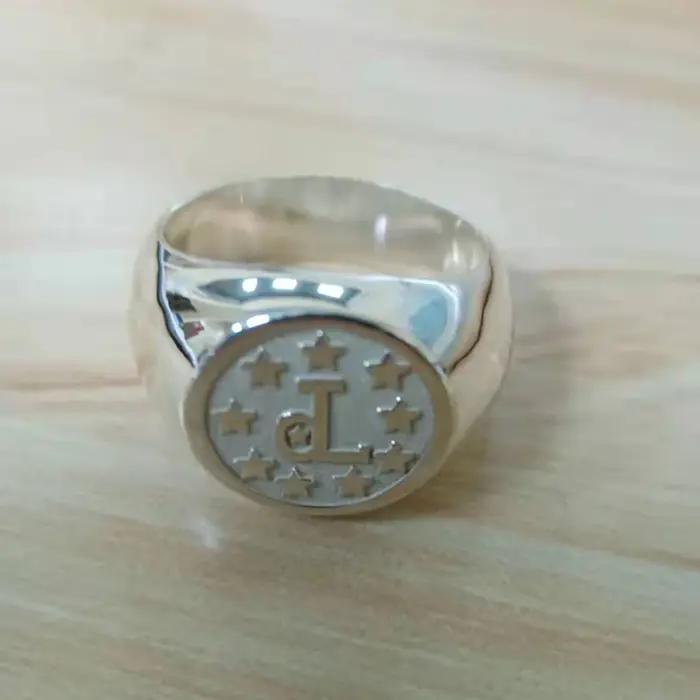 Bague avec nom gravé, année de 15mm