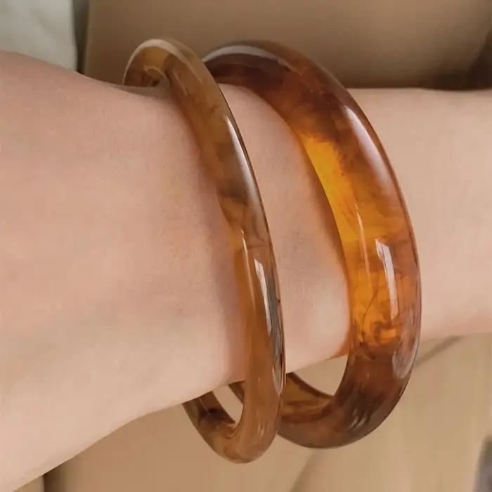 Ensemble de 2 bracelets en résine rétro pour le tempérament des femmes, cadeaux de mode haut de gamm