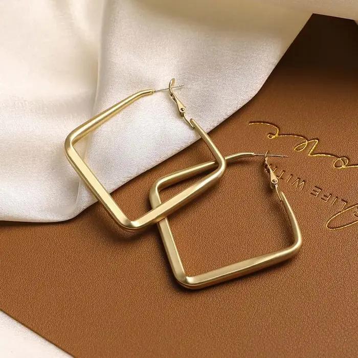 Grandes boucles d'oreilles carrées couleur or pour femmes, bijoux exagérés en métal géométrique cerc