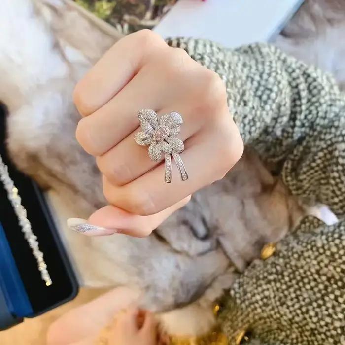 Bagues romantiques à fleurs avec nœud papillon pour femmes