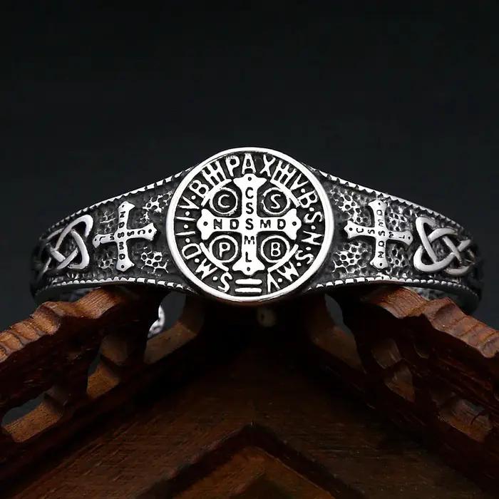 Bracelet Amulette Religieuse Vintage Saint Benoît CSPB en Acier Inoxydable avec Croix Celtique pour Hommes