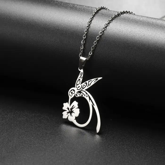 Collier pendentif Fleur Colibri acier inoxydable couleur or pour femmes occasions spéciales mariage anniversaire cadeau fantastique