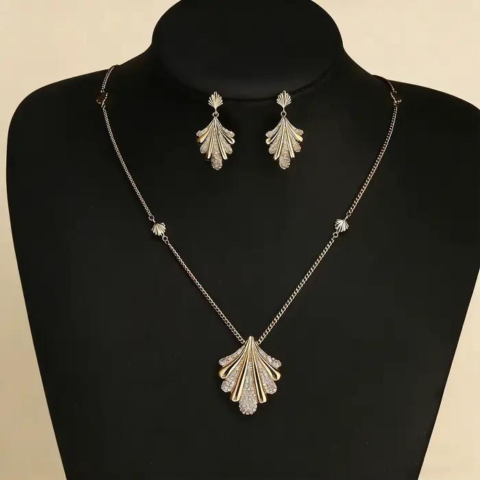 Ensemble de bijoux tendance plaqué or 18 carats avec zirconiums cubiques - Collier long superposé et boucles d'oreilles pendantes assorties