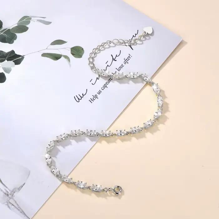 Bracelet en zircon cubique AAAAA avec plaquage or 14 carats pour femmes occassions spéciales élégant cadeau d'anniversaire bracelet chaîne et maillons réglable