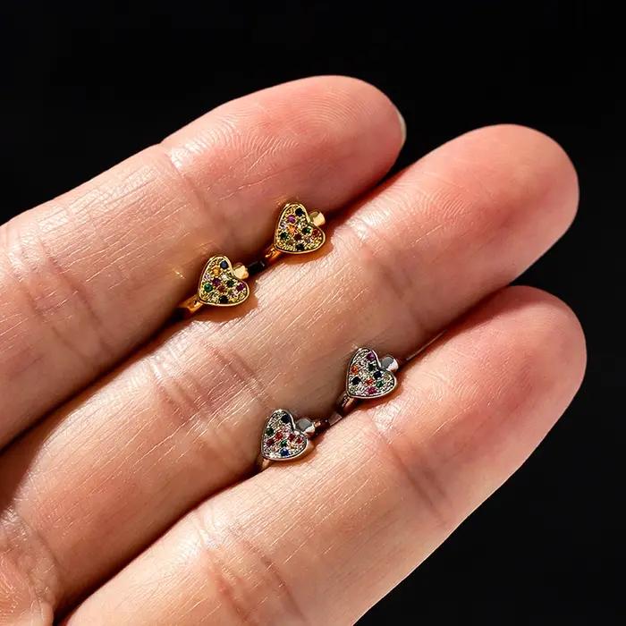 Petites boucles d'oreilles Cartilage en forme de cœur
