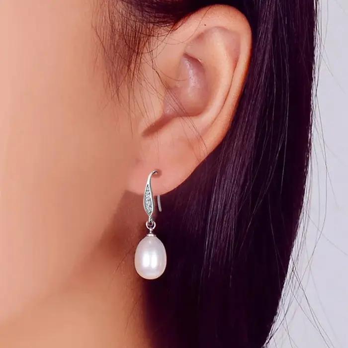 Boucles d'oreilles en perles noires naturelles en argent 925 pour femmes, élégantes et sophistiquées, idéales pour les occasions spéciales et les cadeaux personnalisés