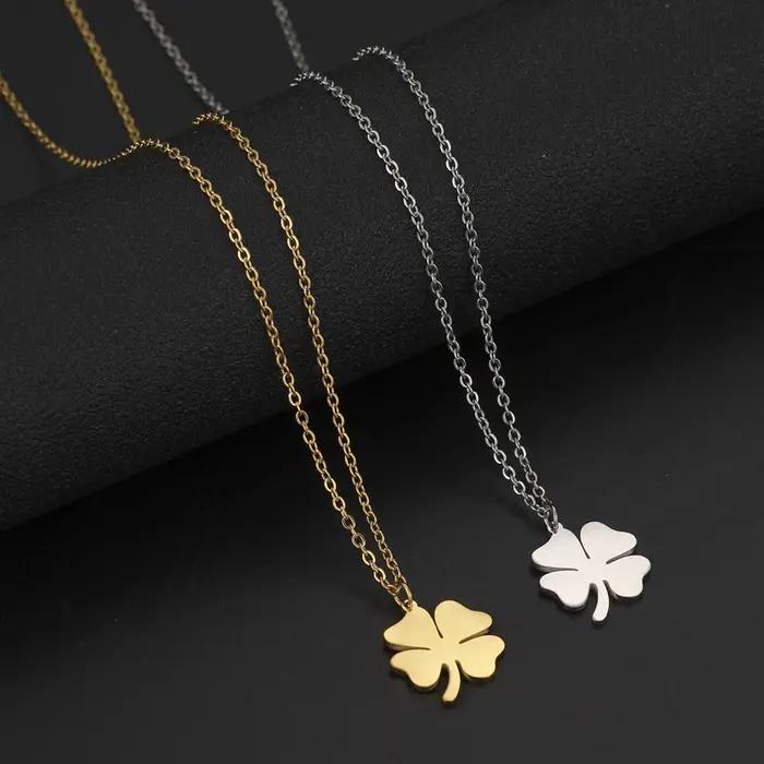 Collier Cazador trèfle porte-bonheur acier inoxydable or pour femmes anniversaire et occasions spéciales